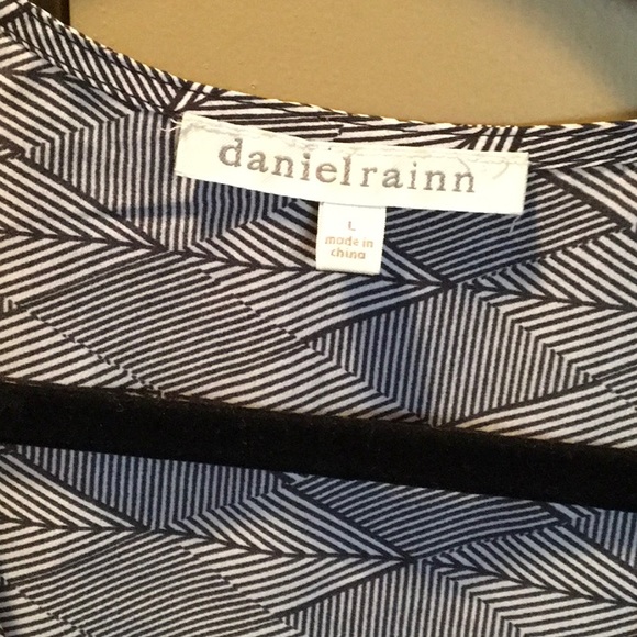 Top - Picture 2 of 3